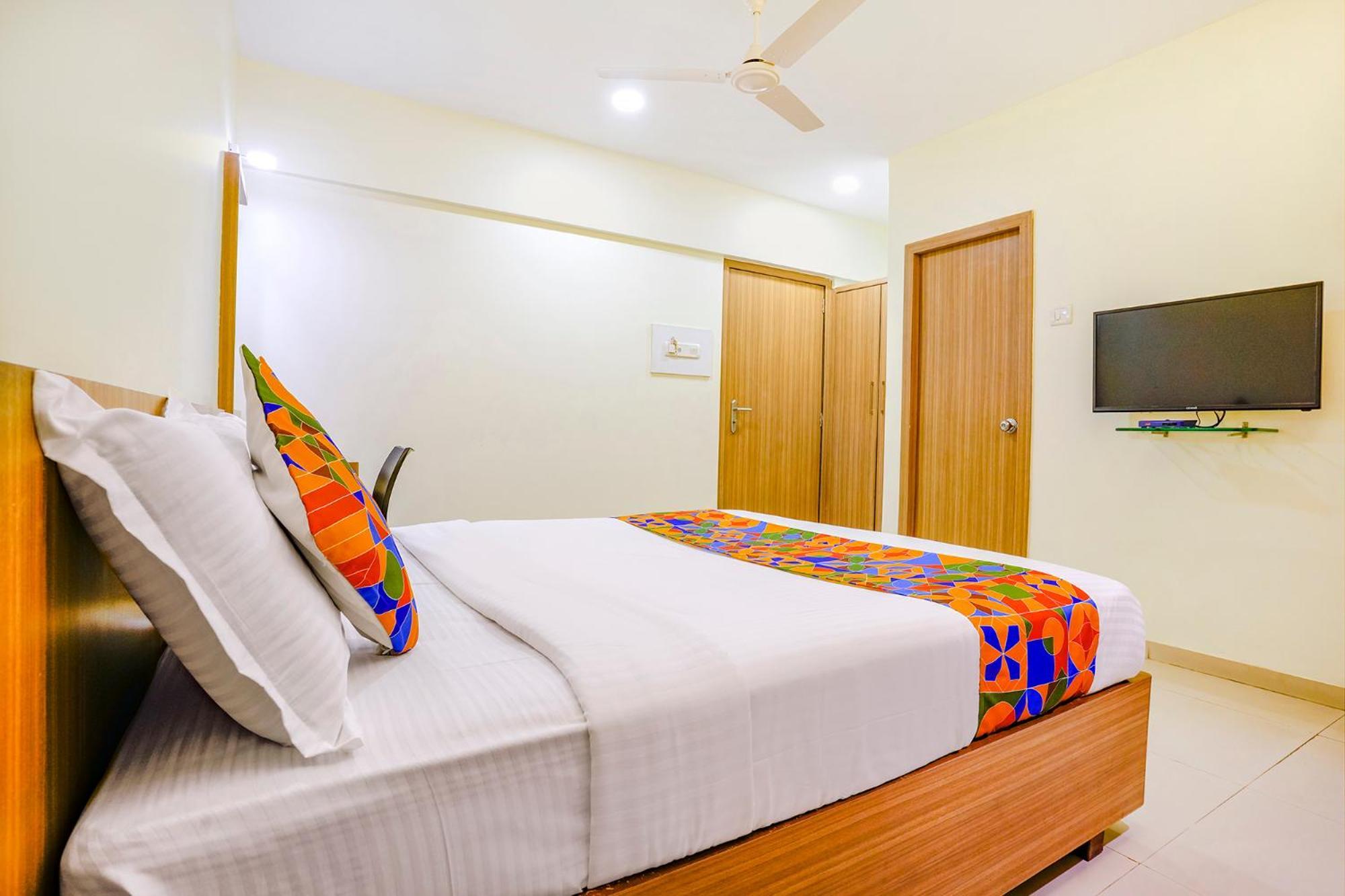 Hotel Fabexpress Kuber - Nr Apmc Vashi, Nová Bombaj Exteriér fotografie