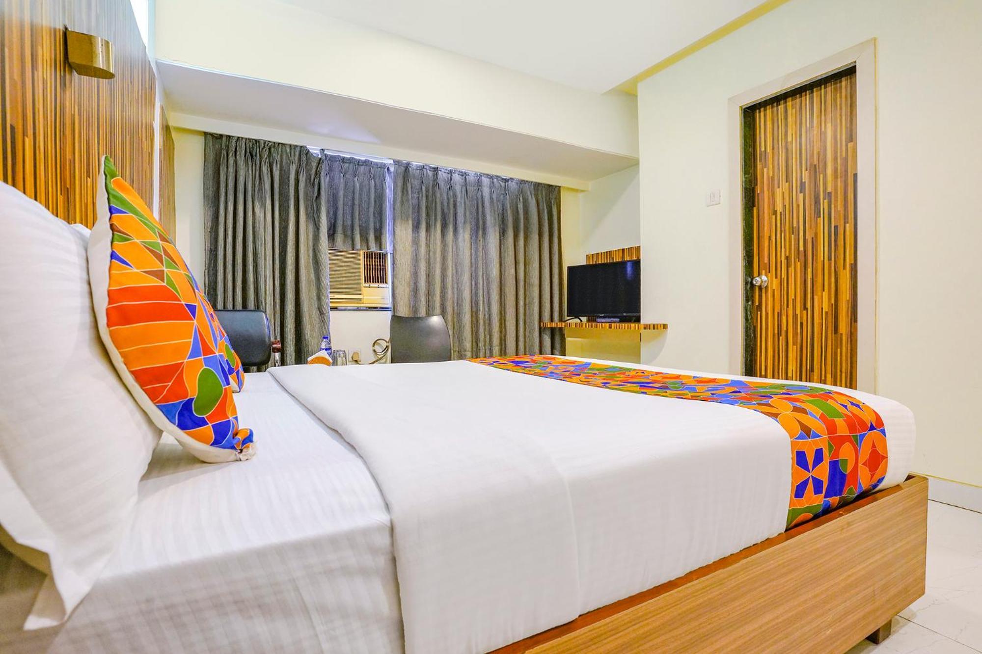 Hotel Fabexpress Kuber - Nr Apmc Vashi, Nová Bombaj Exteriér fotografie